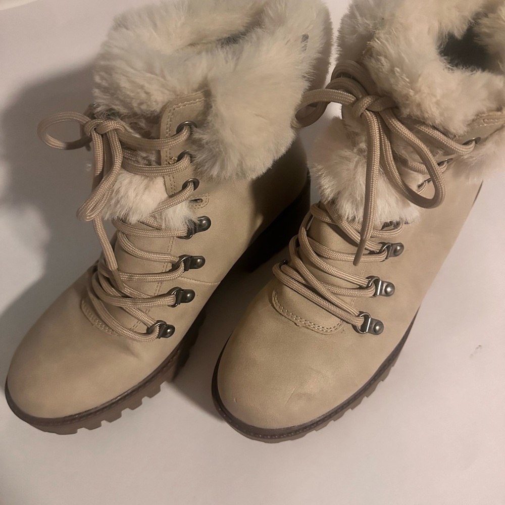 Unionbay Hiking Boots for Women – Warm Faux Fur Lined Lace-up Ankle Bootie